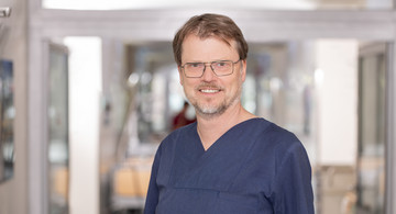 Dr. Ulrich Leyer, Chefarzt der KLinik für Unfallchirurgie, Orthopädische Chirurgie udn Handchirurgie