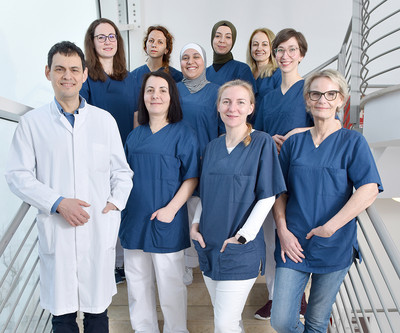 Ärztinnenteam der Klinik für Frauenheilkunde und Geburtshilfe mit Chefarzt Dr. med. Michael Anapolski.